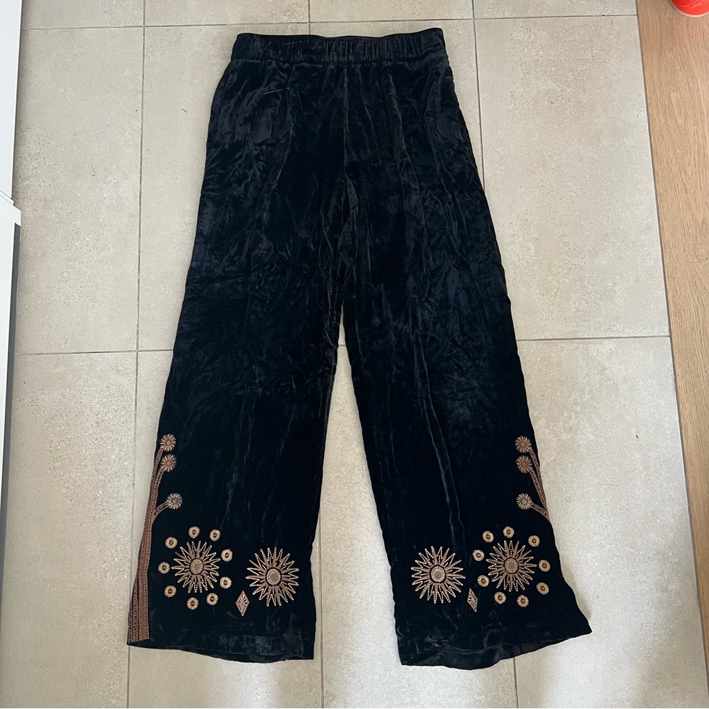 Johnny Was Embroidered Velvet Pant